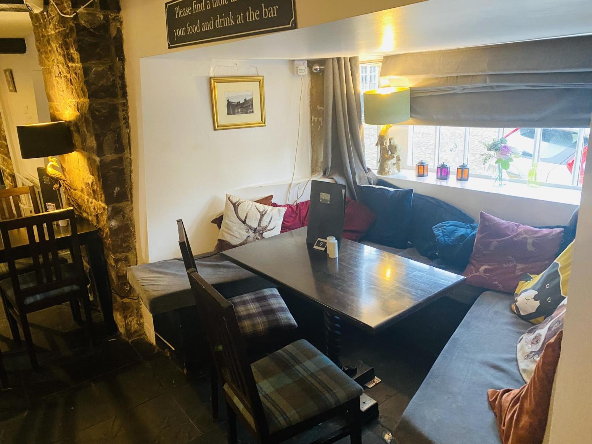 Hotel The Ancient Unicorn à Barnard Castle Extérieur photo